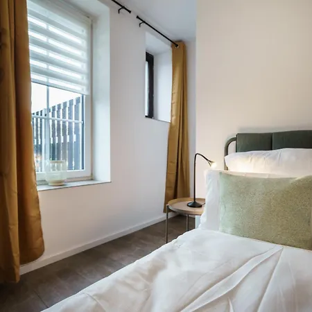 Greenfield I Schoenes Officestudio I W6 I Neu I Kueche I Smart Tv I P *