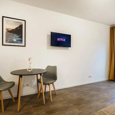 Greenfield I Schoenes Officestudio I W6 I Neu I Kueche I Smart Tv I P Mettingen (North Rhine-Westphalia)