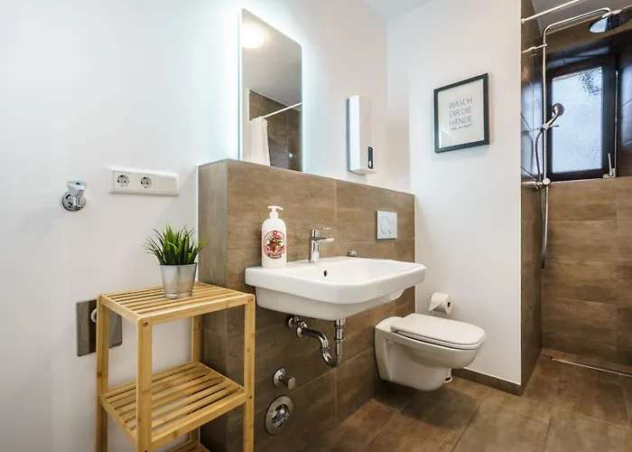 Greenfield I Schoenes Officestudio I W6 I Neu I Kueche I Smart Tv I P Appartement *