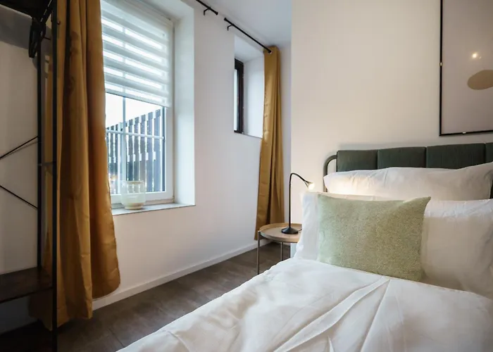 Greenfield I Schoenes Officestudio I W6 I Neu I Kueche I Smart Tv I P *